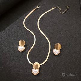 Set Collana e Orecchini Cuore Perla Oro Elegante