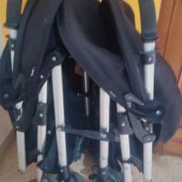 Passeggino gemellare