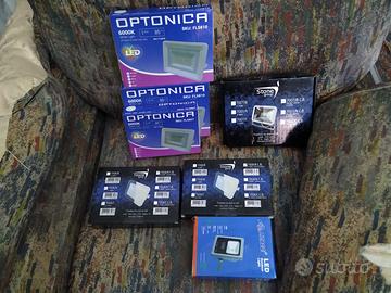 Faretti da esterno a led di varie misure e potenze