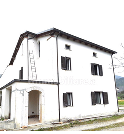 Villetta a schiera Castrocielo(FR)