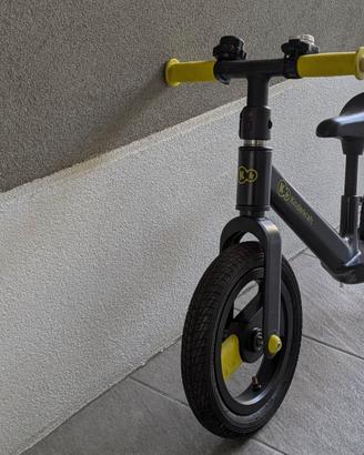 Bicicletta senza pedali Kinderkraft nera/gialla