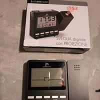 SVEGLIA CON PROIESIONE A MURO