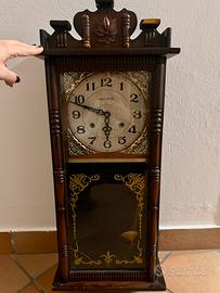 Orologio a pendolo vintage
