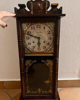 Orologio a pendolo vintage