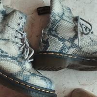 dr Martens pascal