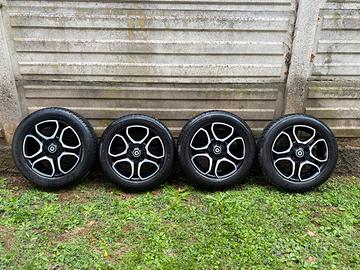 Cerchi smart 453 originali con gomme invernali