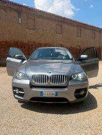 BMW X6 anno 2013