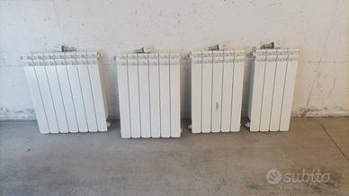 Stock 4 termosifoni alluminio bianchi + valvole