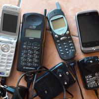 Cellulari vintage, collezione-pezzi ricambio pz.4