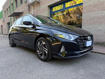 HYUNDAI i20 1.2 84CV MPI SENSORI PARCHEGGIO REET