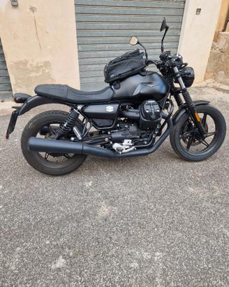 Moto Guzzi v7