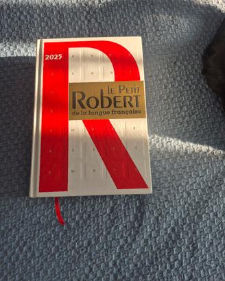 Dizionario francese Le Petit Robert 2025