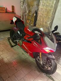 Ducati Panigale R