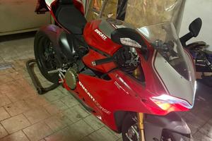 Ducati Panigale R