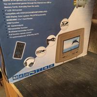 appoggiatesta con monitor 