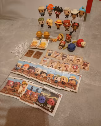 Lotto kinder joy one piece x18 personaggi
