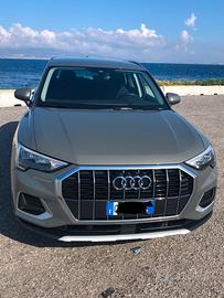 AUDI Q3 35 2.0 tdi business advanced s-tronic