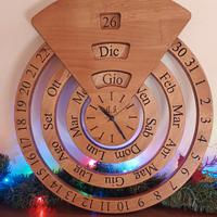 Calendario Perpetuo con orologio a centro in legno