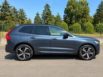 Volvo XC60 B4 (Diesel/elettrico) Full Optional