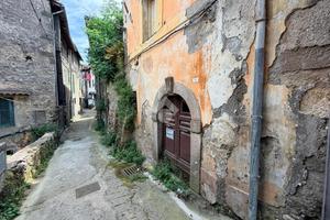 CASA DI CORTE A SUPINO