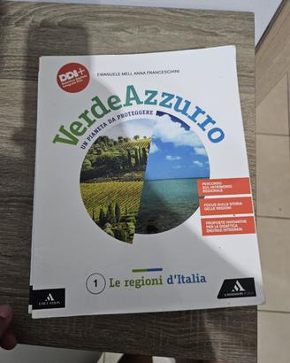 Verde azzurro