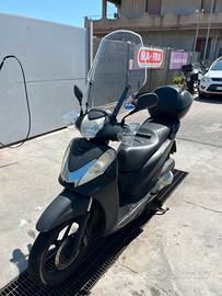 Honda SH 300 i ABS Sport