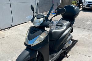 Honda SH 300 i ABS Sport