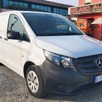 mercedes vito 2.0 cdi 110 compact - 2022
