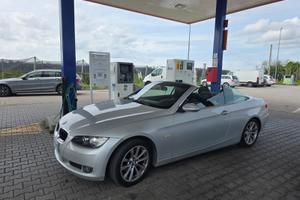 BMW 320i cabrio