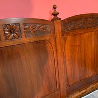 Letto noce antico 1910 con fiori intagliati