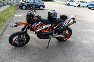 KTM 690 smcr ( depotenziata A2)