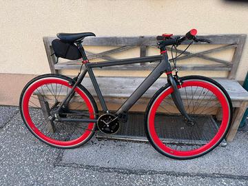 BH

EasyGo Race 2017 Black / Red

