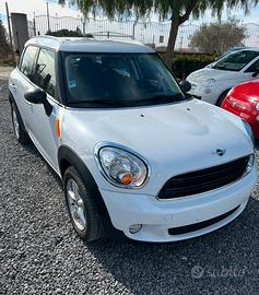 Mini country ONE D per neopatentati