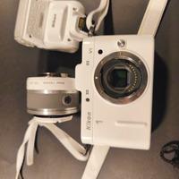 Nikon 1 v1 mirrorless + flash