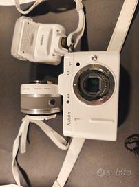 Nikon 1 v1 mirrorless + flash