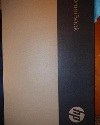 notebook hp nuovo ancora sigillato con garanzia 