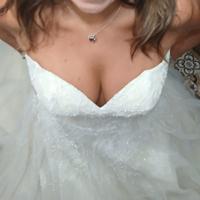 Abito da sposa nuovo con cartellino