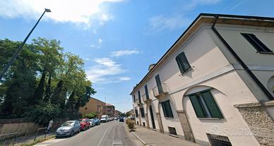 Stanza singola in Borgo Ticino