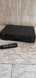 Videoregistratore JVC HR-J672EU con telecomando.