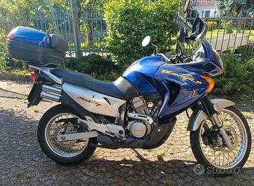 moto Honda transalp