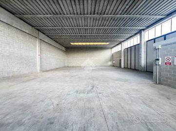 CAPANNONE A SANT'ANGELO LODIGIANO