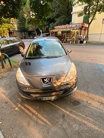 Peugeot206 plus