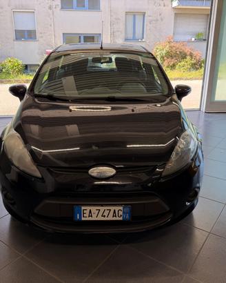 Ford Fiesta 1.4 5 porte Bz.- GPL Titanium