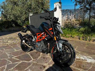 KTM Duke 390 - 2023