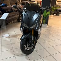 Yamaha Tmax 530