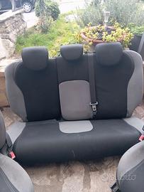 Selleria Lancia Y ecochic anno 2012