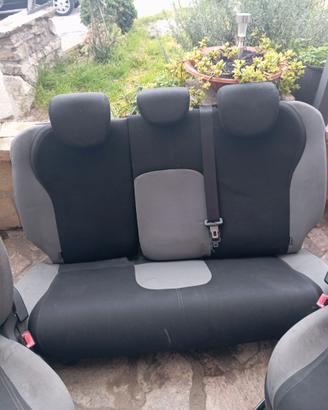 Selleria Lancia Y ecochic anno 2012