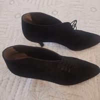 Tronchetti velluto nero con tacco