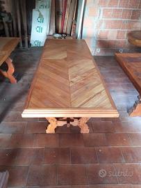 tavolo in legno massello
