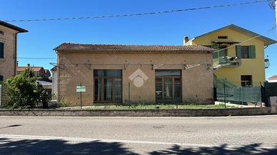 MULTILOCALE A CANNARA
